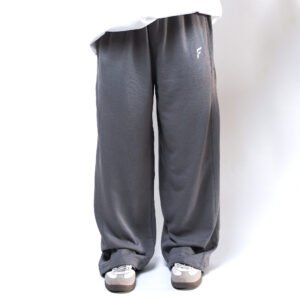 Straight-Leg Baggy Trouser - Gray