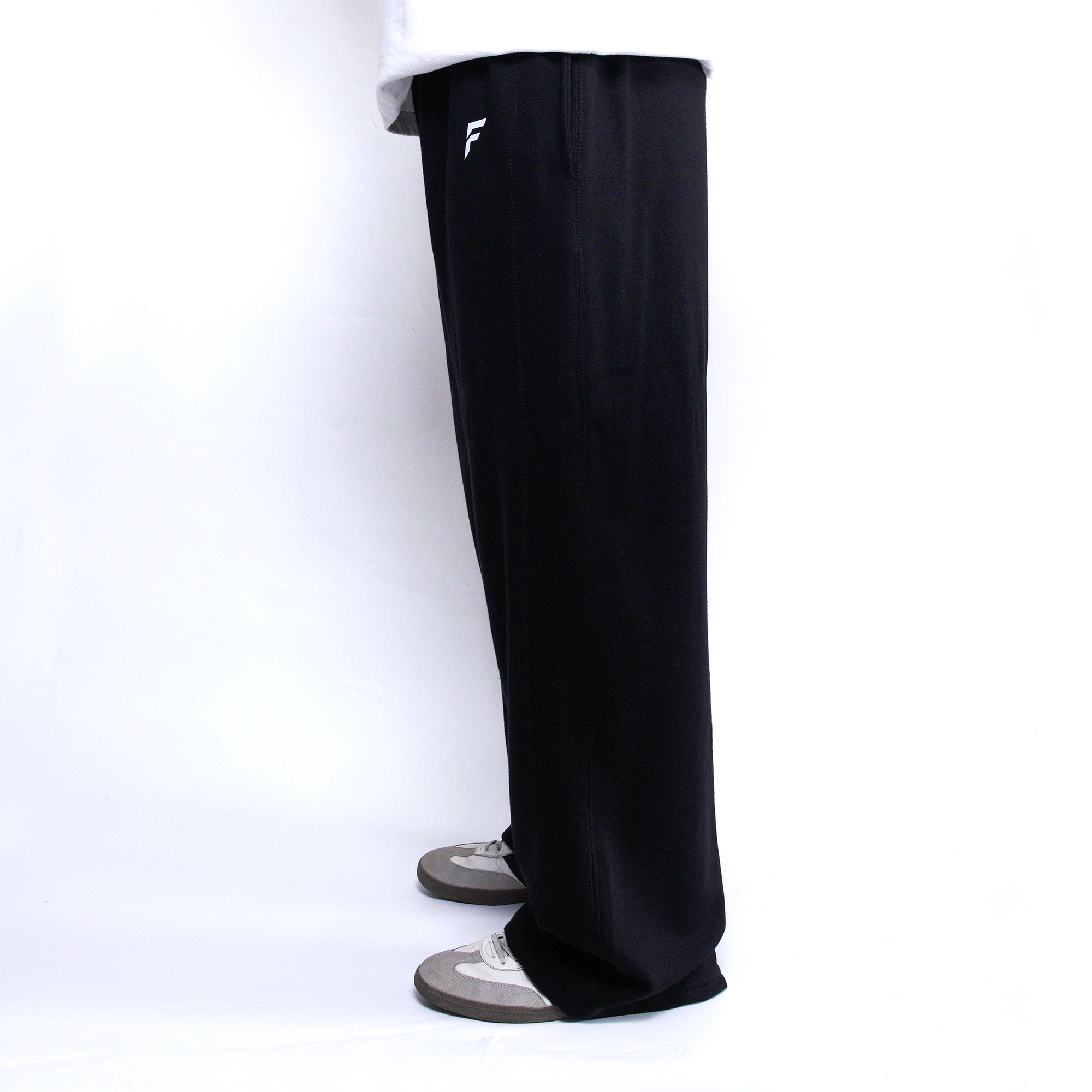 Straight-Leg Baggy Trouser - Black - Image 2